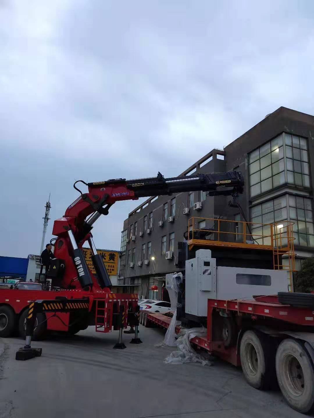 香港某大件機械設備運輸,大型機械設備搬新廠 香港某大件機械設備運輸,大型機械設備搬新廠