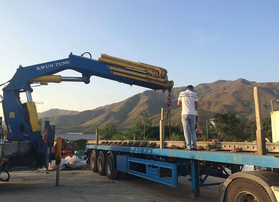 連云港到香港物流,連云港到香港貨運,中港噸車吊機車運輸 連云港到香港物流,連云港到香港貨運,中港噸車吊機車運輸