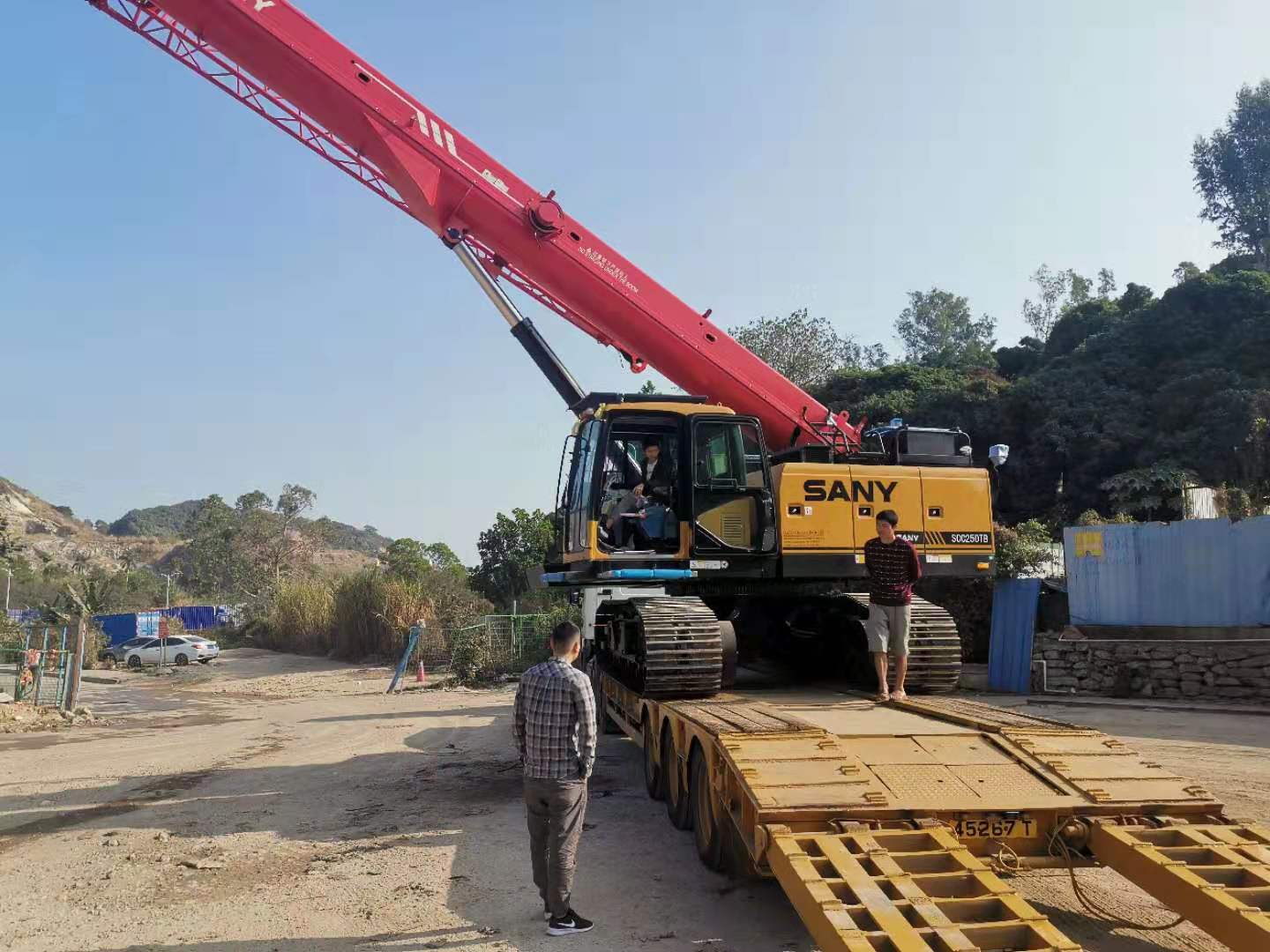 香港吊機車運輸 ,香港吊機車貨運 香港吊機車運輸 ,香港吊機車貨運