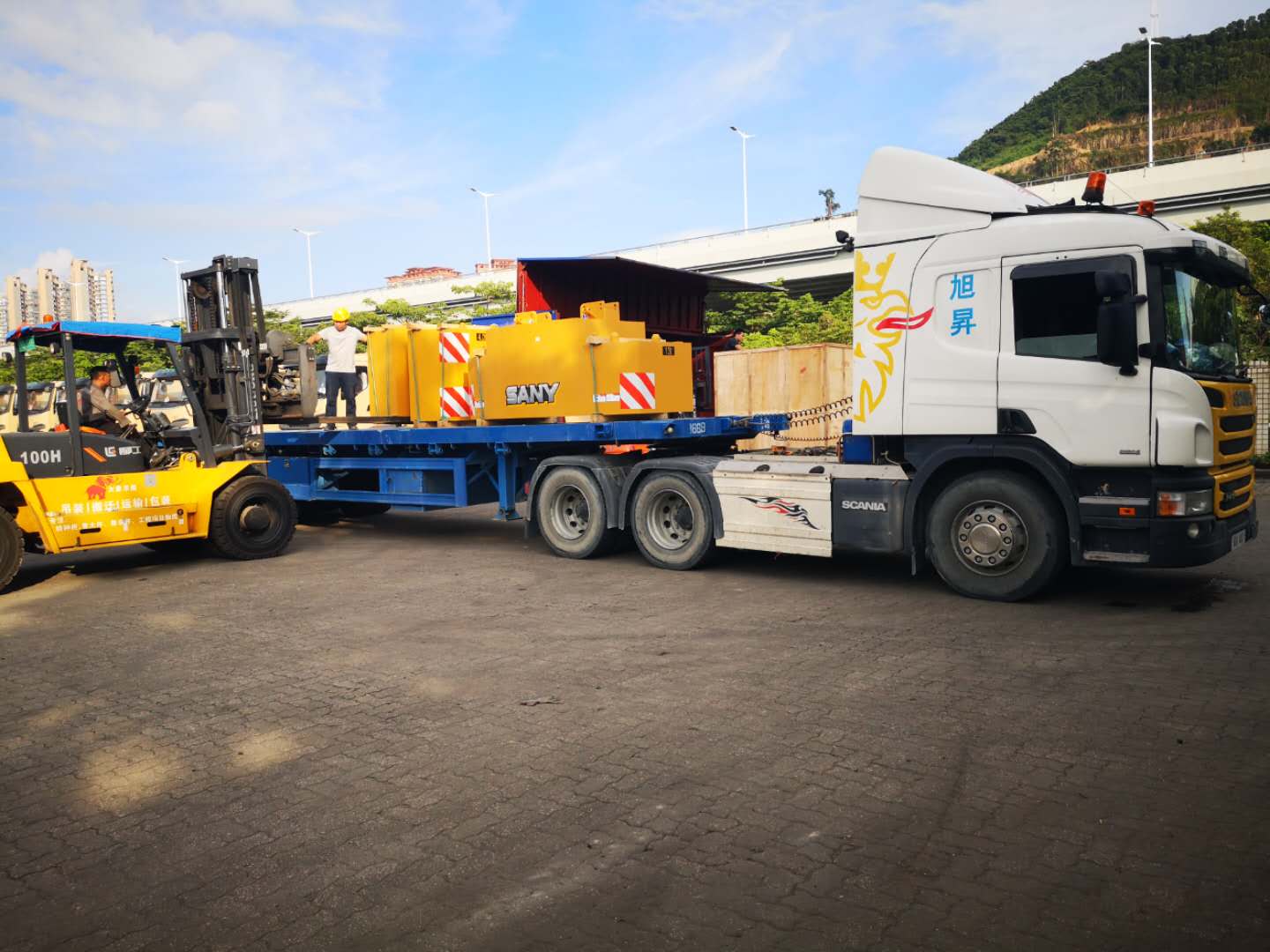 中港重機(jī)吊車, 中港貨車自吊, 中港自吊貨車,  中港帶吊的貨車, 中港吊車運(yùn)輸,中港吊車公司 ,中港吊車, 中港吊臂車, 中港吊機(jī)運(yùn)輸公司, 中港吊機(jī)運(yùn)輸, 中港吊機(jī)車運(yùn)輸,  中港吊機(jī)車物流, 中港吊機(jī)車    